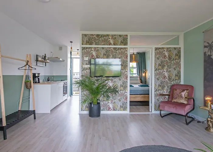 Amsterdam 65 아파트 *